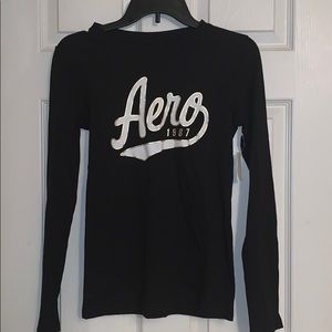 Womens Aero shirt size small NWT